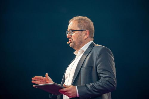 2026-04-07 09-05-39 001