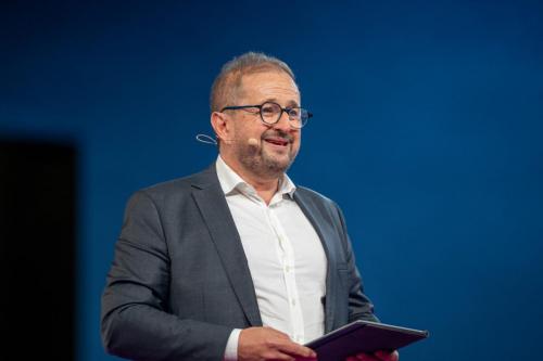 2026-04-07 09-11-59 001